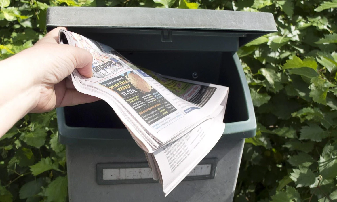 Suomalaisista noin kaksi kolmasosaa tilaa painettua tai digitaalista sanomalehteä.