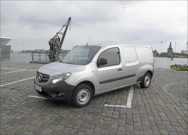 Mercedes-Benz Citanin suunnittelussa on ajateltu erityisesti taajamissa tapahtuvia jakelukuljetuksia. Maikki Kulmala