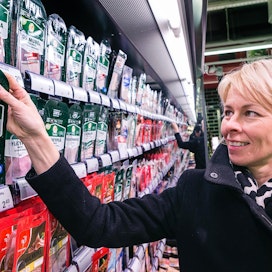 Kinkkusiivuihin ja muihin lihajalosteisiin käytetään vain kotimaista raaka-ainetta, sanoo konsernijohtaja Leena Laitinen Snellmanilta.