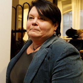Hovioikeus tuomitsi Terhi Kiemungin tammikuussa kiihottamisesta kansanryhmää vastaan 30 päiväsakkoon.  LEHTIKUVA / KALLE PARKKINEN