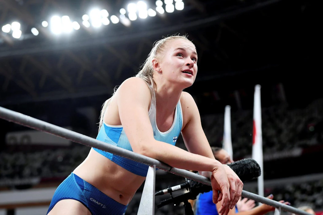 Wilma Murto on ensimmäinen suomalaisnainen, joka on selviytynyt seipään olympiafinaaliin. LEHTIKUVA / Antti Aimo-Koivisto