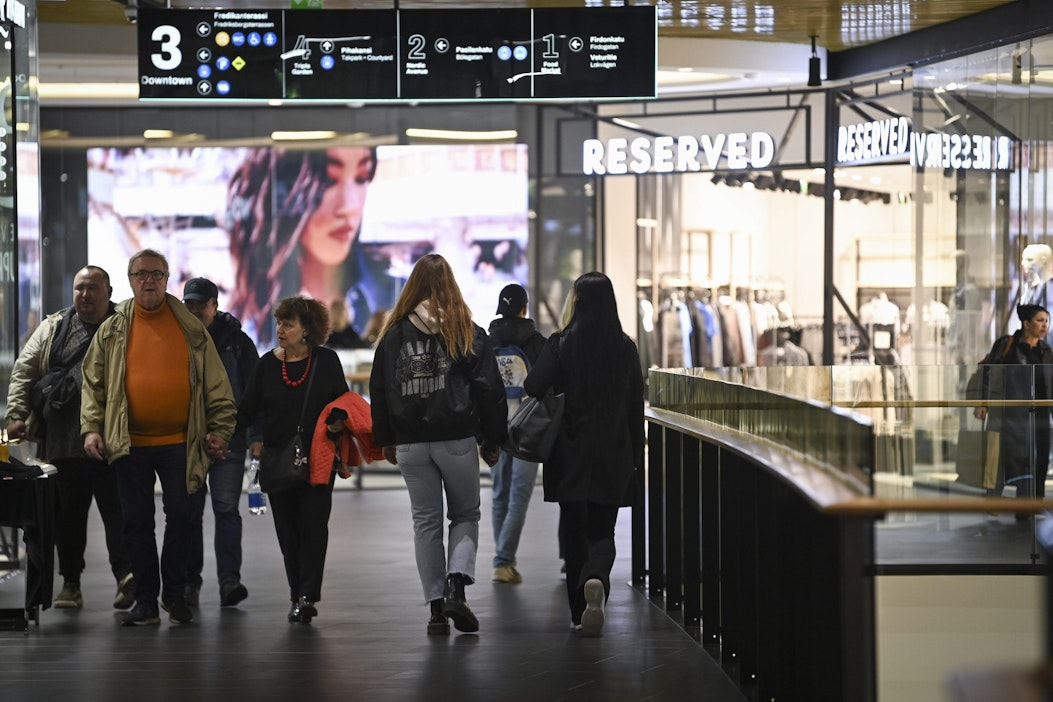 Tänä vuonna Suomen talous supistuu 0,3 prosenttia, IMF ennustaa. LEHTIKUVA / EMMI KORHONEN.