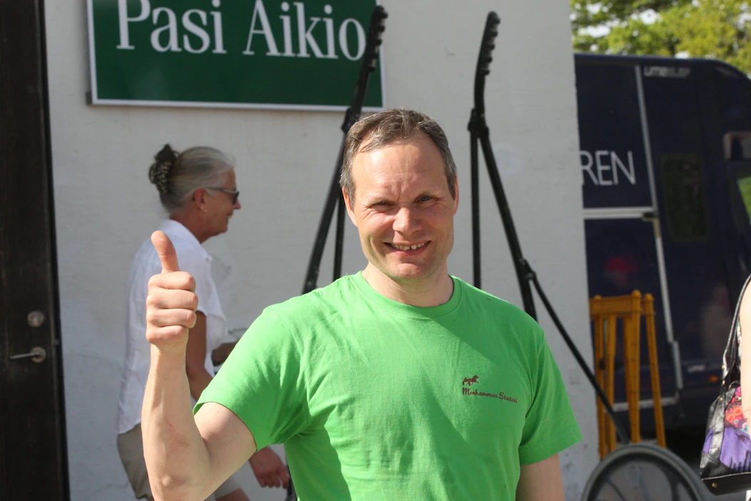 Pasi Aikion valmennuksessa Menhammarissa on tosi mielenkiintoisia hevosia, joista yksi lupaavimmista, kolmevuotias Fort Knox, starttaa illalla Örebrossa.