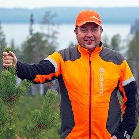 Kun Marko Poropudas osti ensimmäiset metsäpalstansa lainarahalla, hän työskenteli Metsäkeskuksen metsätoimihenkilönä.