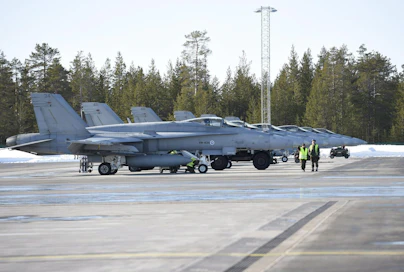 Suomen nykyiset hävittäjät eli Hornetit poistuvat käytöstä vuoteen 2030 mennessä.