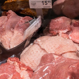 Kuluttajat katsovat ostaessaan entistä useammin lihan alkuperää ja laatua.