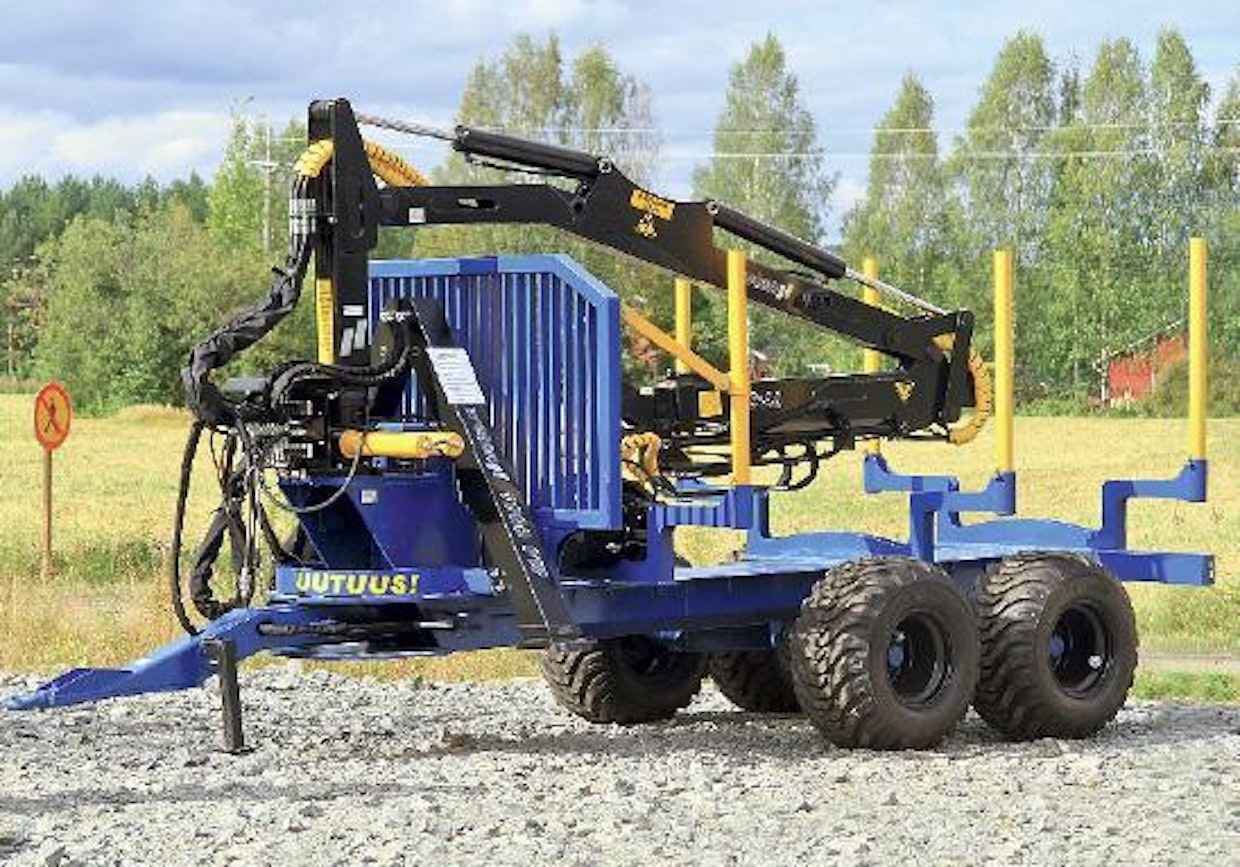 Vreten 12.77 FW Suomi on 12 tonnin kotelopalkkirunkoinen metsäperävaunuyhdistelmä, 7,7 metrin ulottuvuuden 77-30-kuormaajalla. Kaksijatkeinen taittopuomi on ketjuvälitteinen. Vaunuun on saatavissa lisävarusteena hydraulinen napamoottoriveto. (TH+UO)