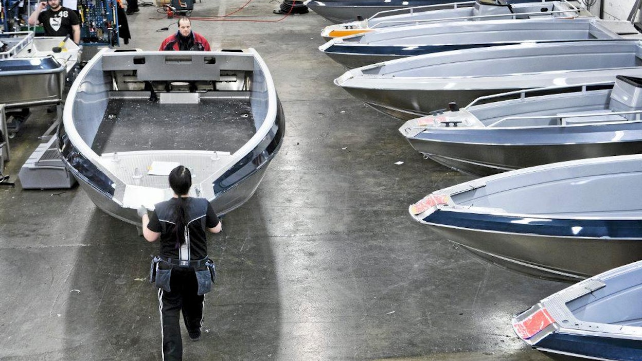 Fiskars-konserniin kuuluva Inhan Tehtaat Oy Ab valmistaa Buster-alumiiniveneitä.
 
teollisuus metalliteollisuus