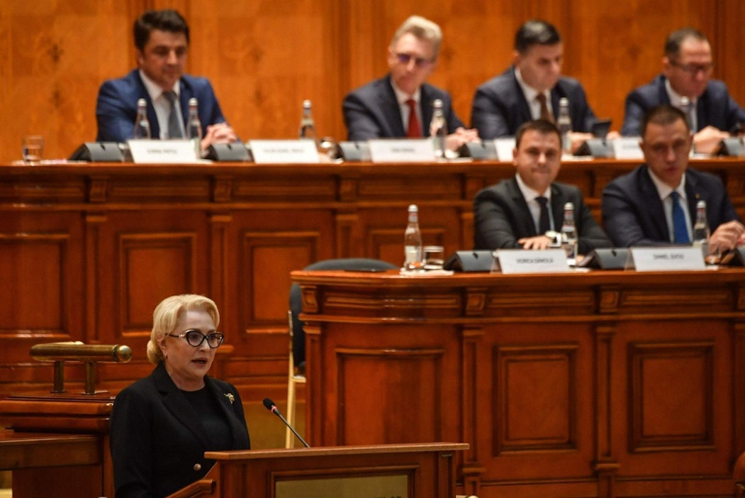 Romanian hallitus kaatui parlamentin epäluottamuslauseeseen - Uutiset -  Maaseudun Tulevaisuus