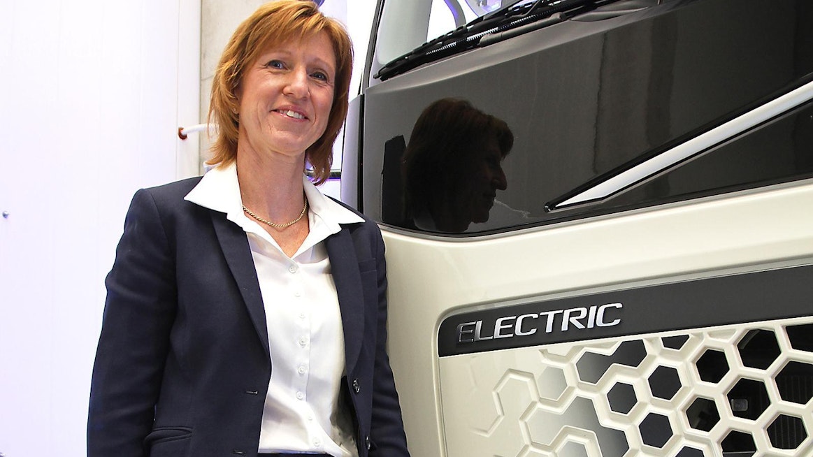 ”Tämä on tärkeä askel Volvolle”, Anna Müller muistuttaa, että etenkin lähikuljetuksissa sähkön merkitys tulee kasvamaan nopeasti.