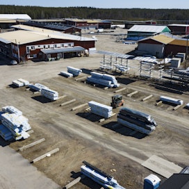 Honkarakenteen tehdas sijaitsee Karstulan Puulaaksossa Keski-Suomessa.