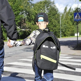 Tänään koulunpenkille palataan muun muassa Jyväskylässä, Rovaniemellä ja Kouvolassa.