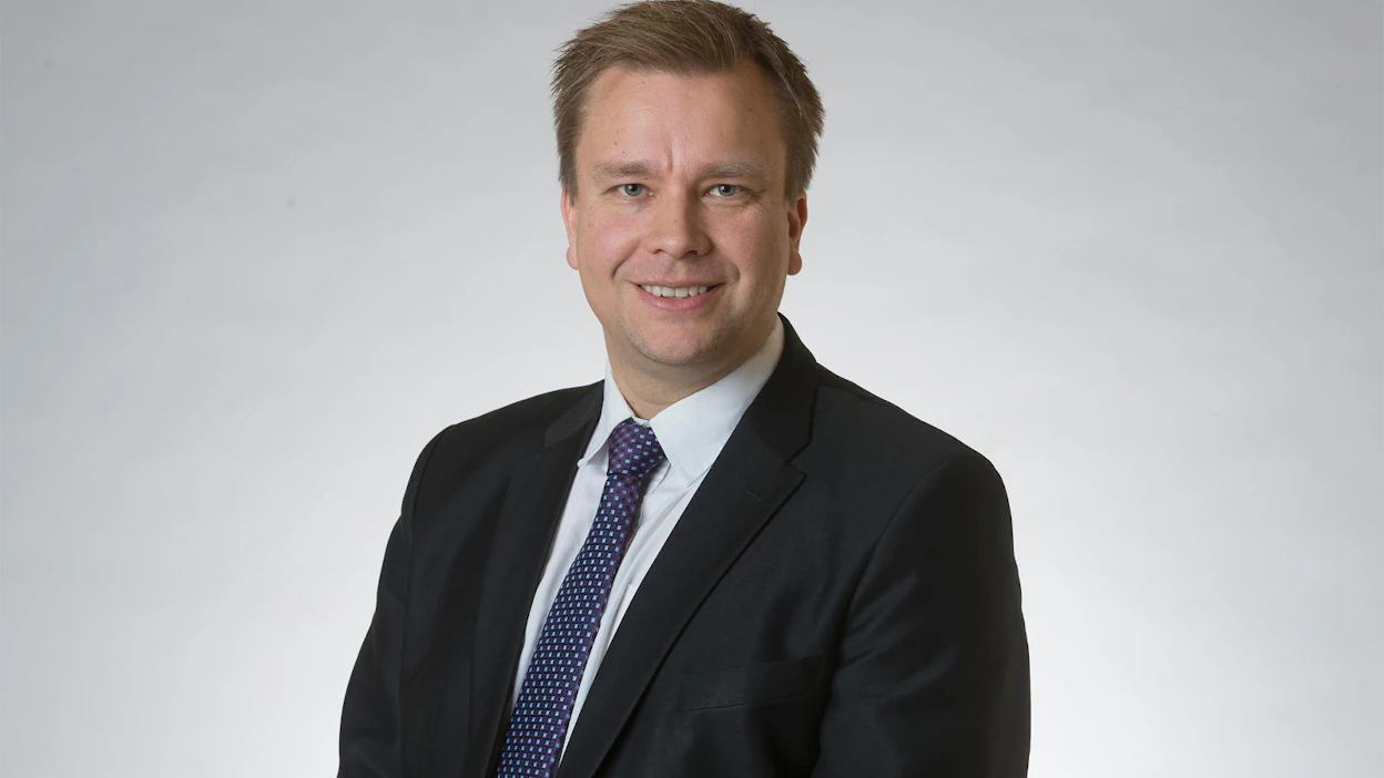 Keskustan uusi ryhmyri Antti Kaikkonen pitää tärkeänä, että maatalouden ahdinkoa saadaan helpotettua.