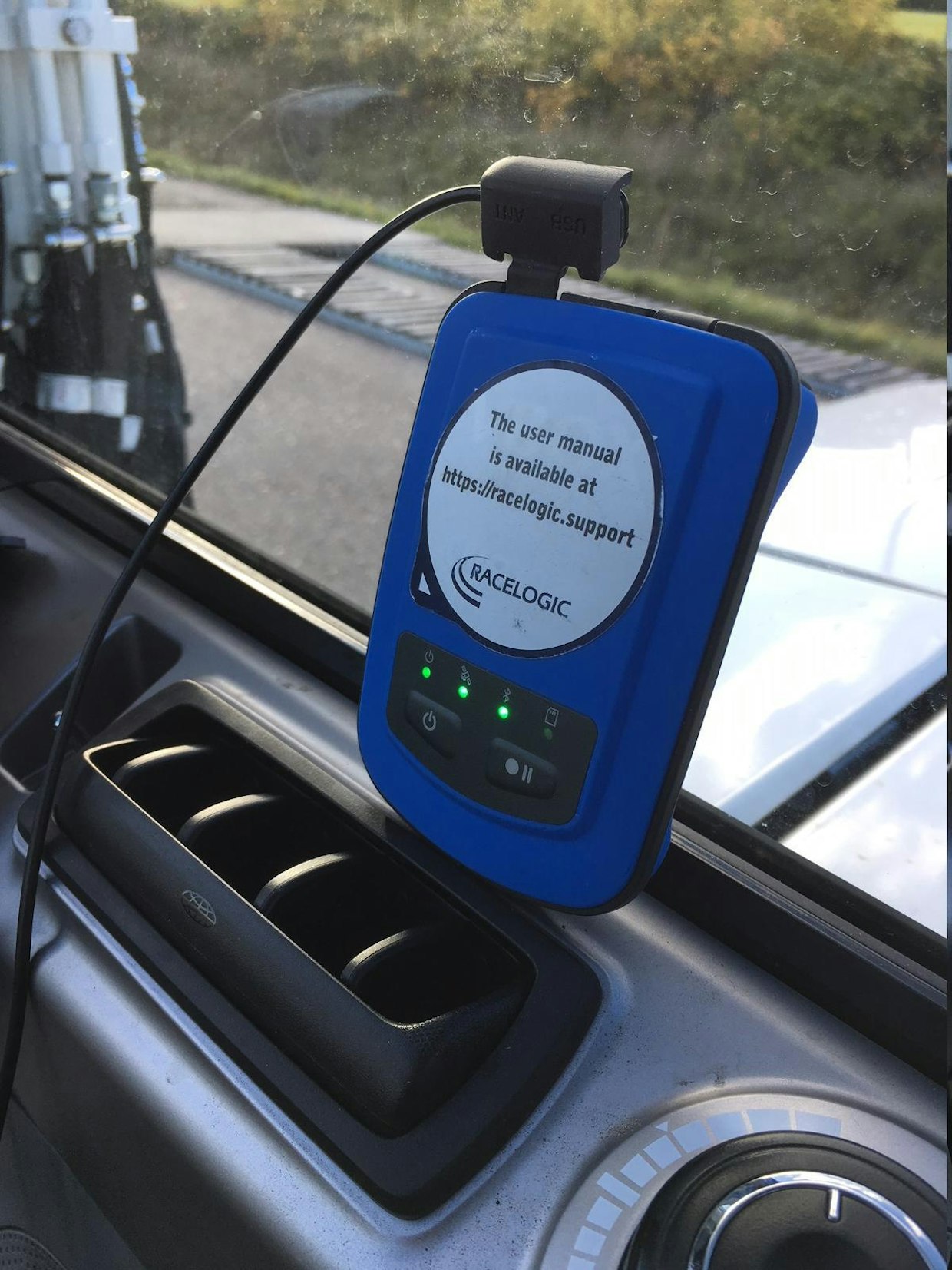 The highest speeds were measured with a Vbox Sport unit, which can display speeds to a tenth of a second. There are surprisingly large differences in travel speed.