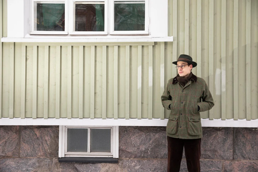 Ville Raivion tyyli löytyi opiskeluaikana, kun koulukavereiden reaktioista ei enää tarvinnut piitata.