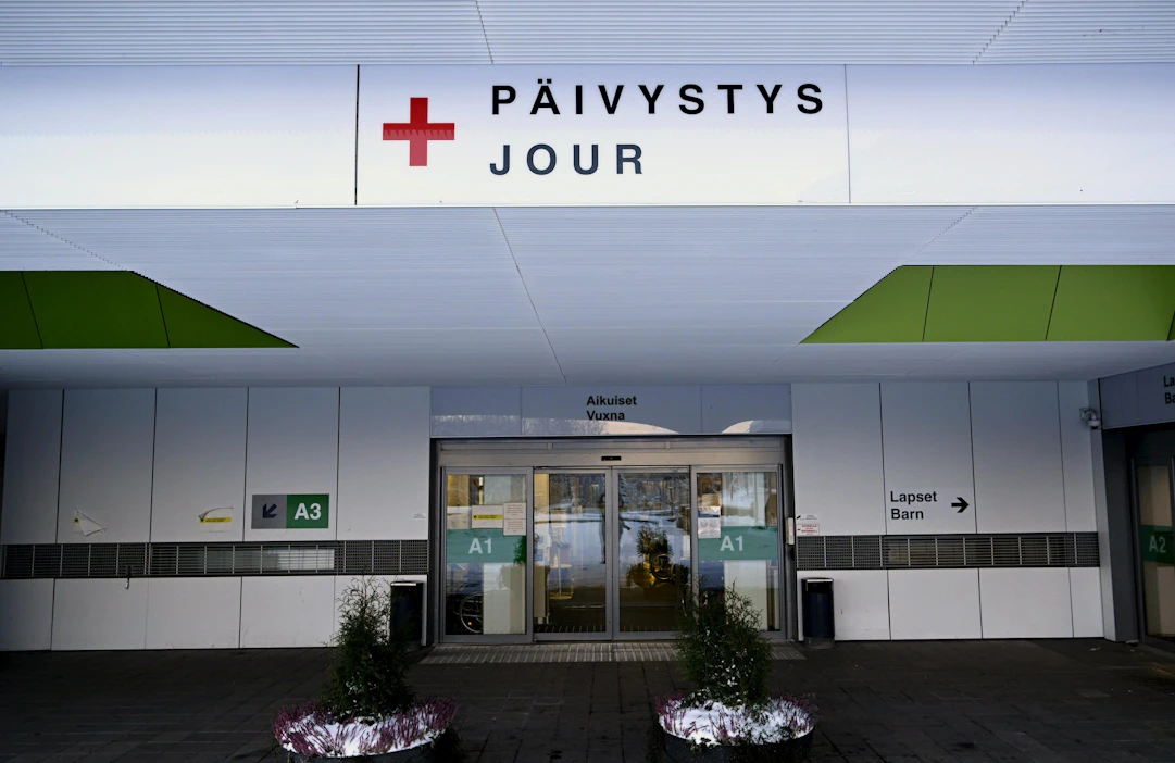 Päivystysten tilanne on joulunpyhinä yleensä tavanomaista tiukempi muun muassa henkilöstön lomien vuoksi. LEHTIKUVA / Vesa Moilanen.