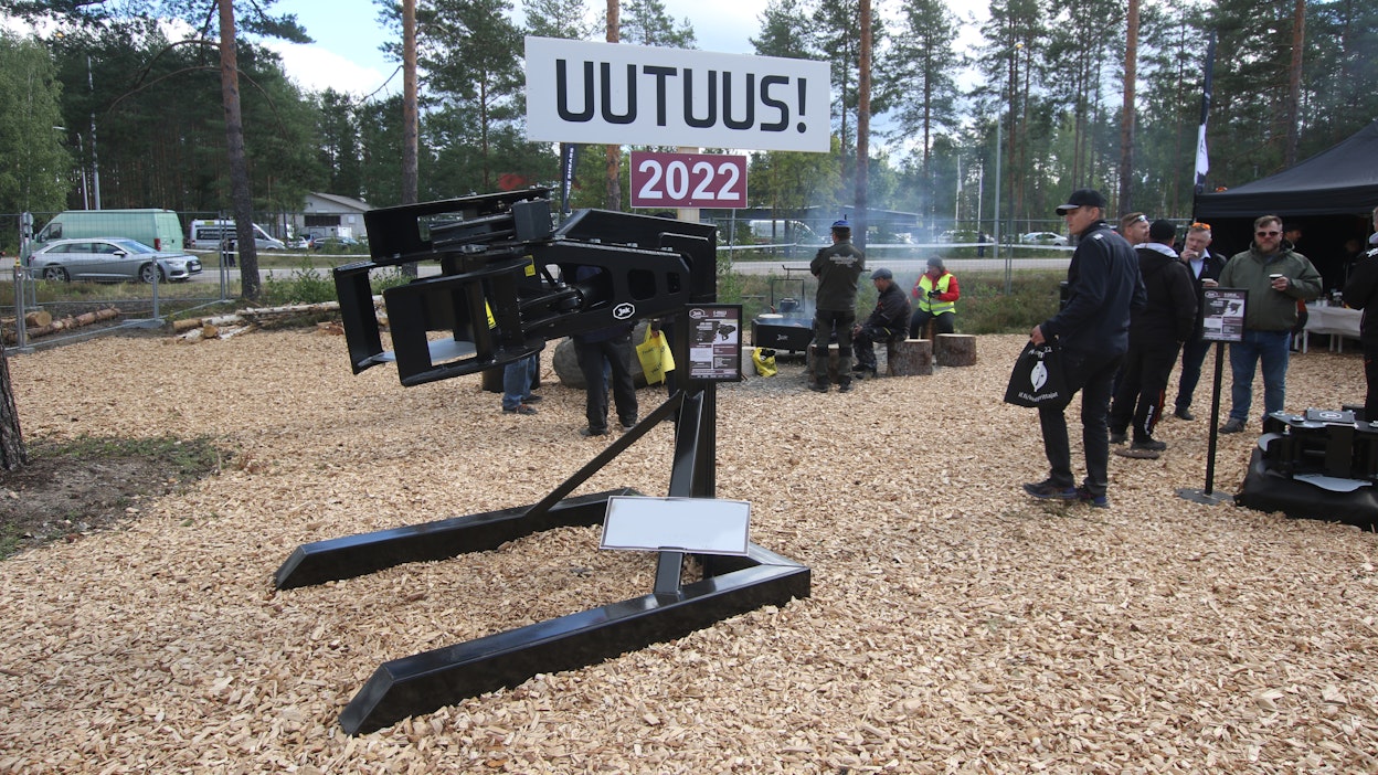Koneviesti kyseli koneyrityksiltä vientinäkymistä FinnMetko 2022 -näyttelyssä. Kuvituskuva. 