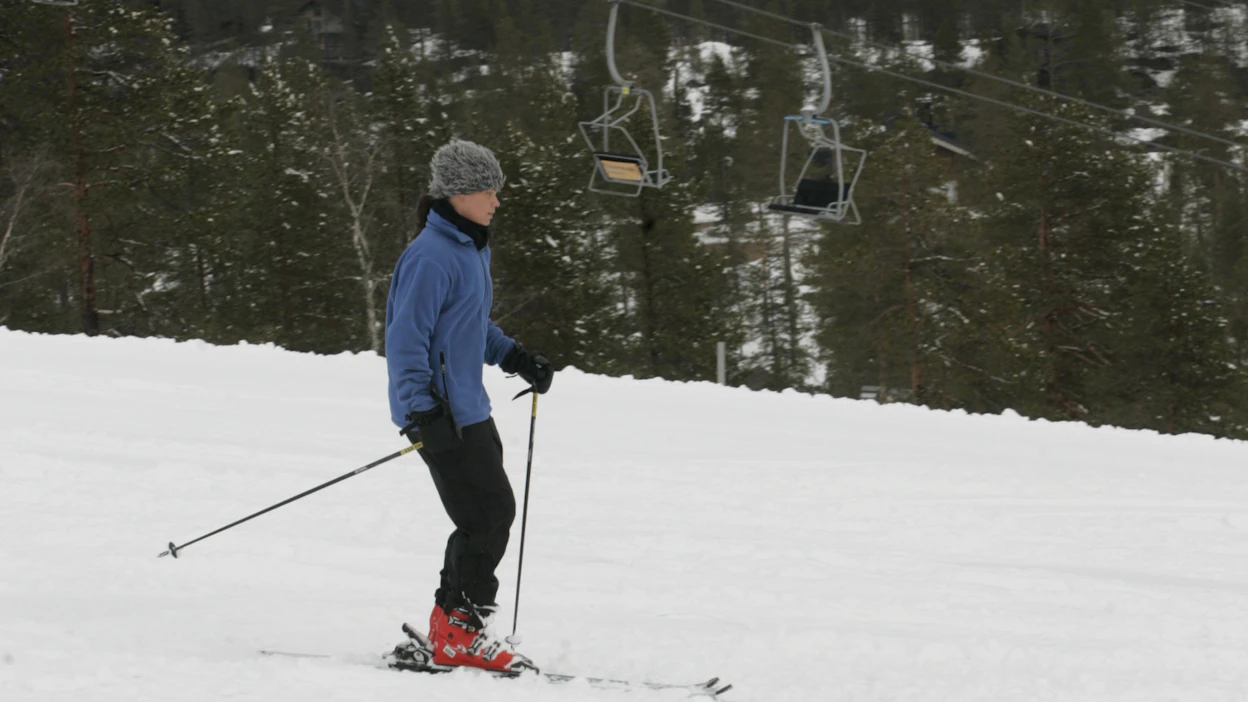 Pohjoisen laskettelukeskusten kannalta pääsiäinen ajoittuu hieman heikosti, sillä myös etelässä kausi jatkuu vielä hyvillä lumilla. Kuvassa lasketaan Pyhä-Luoston maisemissa.