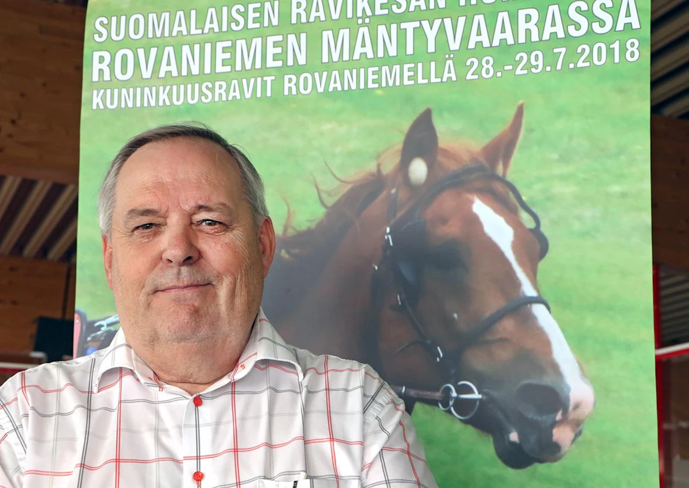 Rovaniemen ravien pitkäaikainen luottohenkilö Matti Rajaharju sai lähteä paikkakunnan ravien johdosta, ja muutenkin ravirata tuntuu olevan juuri nyt tuulinen paikka.