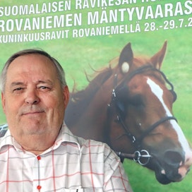 Rovaniemen ravien pitkäaikainen luottohenkilö Matti Rajaharju sai lähteä paikkakunnan ravien johdosta, ja muutenkin ravirata tuntuu olevan juuri nyt tuulinen paikka.