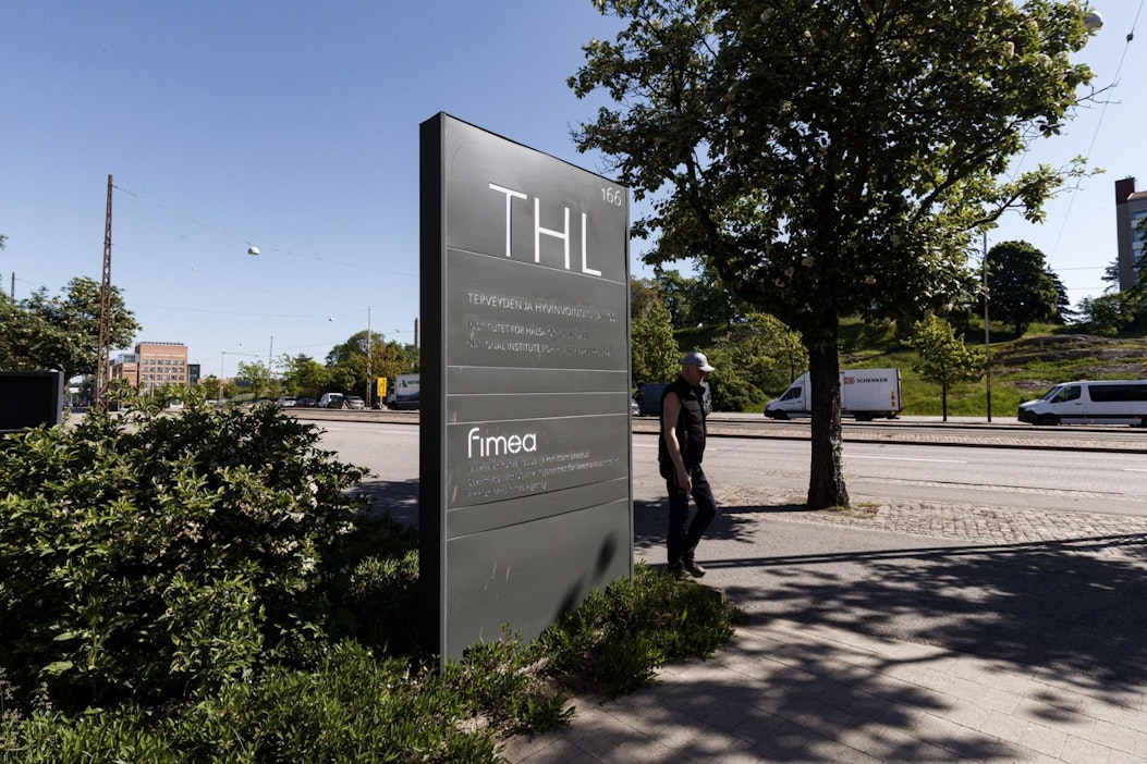 THL:n mukaan tartuntoja on vahvistettu Suomessa nyt yhteensä 7 248. LEHTIKUVA / Roni Rekomaa