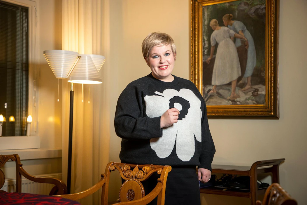 Annika Saarikko ihmettelee, miksi perussuomalaiset vähättelevät aluevaalien merkitystä.