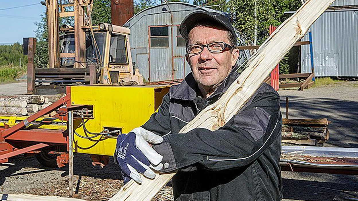 Puuntyöstökoneet ovat jo pitkään kuuluneet Matti Martikaisen metalliyrityksen valikoimaan.