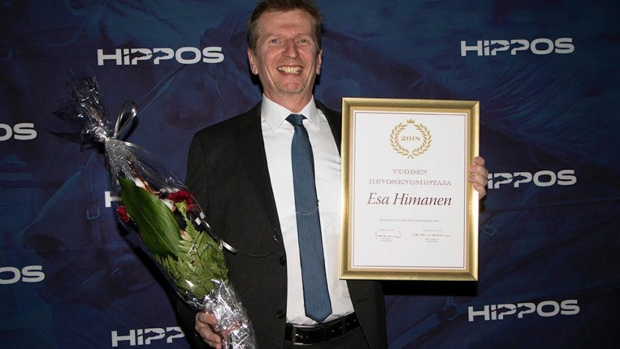 Esa Himasen yksin omistamat hevoset tienasivat viime vuonna 111 880 euroa ja porukkahevosista etenkin Chief Orlando teki kovaa tulosta yli 70 000 euron kausiansioillaan.