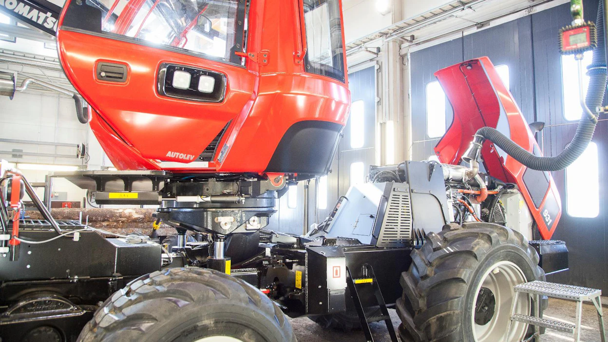Komatsu Forestissa on panostettu Jari Nurmisen johdolla koneyrittäjille suunnattujen palveluiden kehittämiseen.