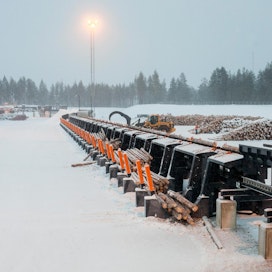 Itä-Suomessa Keiteleellä, Etelä-Pohjanmaalla Alajärvellä ja Lapissa Kemijärvellä toimiva Keitele työllistää suoraan noin 550 henkilöä.