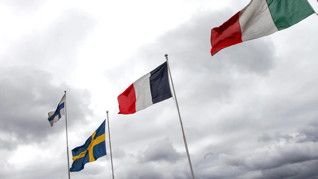Elitloppetissa 2018 saadaan tavanomaisten lisäksi taas salkoon myös Australian lippu (ei kuvassa).