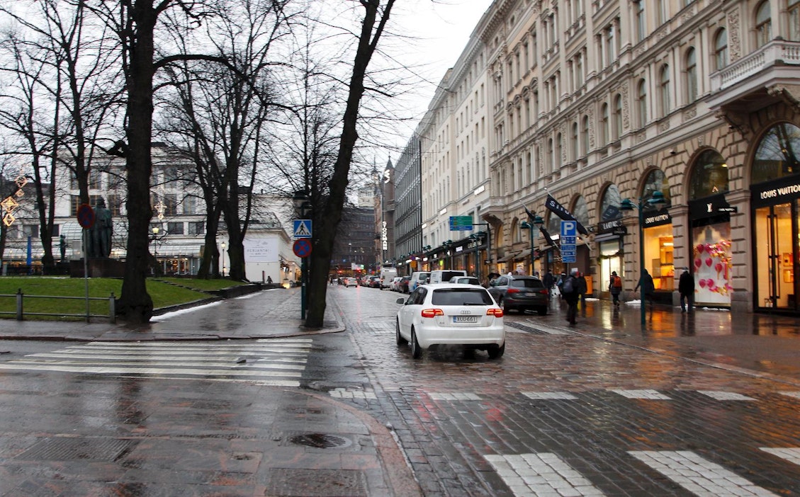 Etelä-Suomessa joulupyhiin valmistauduttiin jälleen mustissa tunnelmissa.
