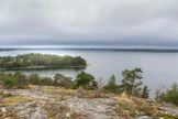 Glasbergetin kalliolta avautuu huikea näkymä Saaristomerelle.