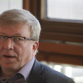 Timo Laaninen puolusti vahvaa aluepolitiikkaa vappupuheessaan Helsingissä.