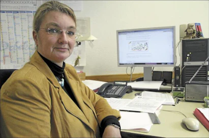 Viljelijöiden maksamat hinnat torjunta-aineista ja lannoitteista löytyvät Cashista, toteaa osastopäälllikkö Sabine Linker Hessenin maataloushallinnosta. Veikko Niittymaa