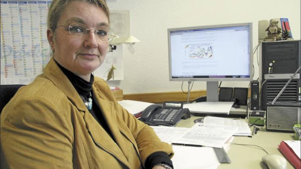 Viljelijöiden maksamat hinnat torjunta-aineista ja lannoitteista löytyvät Cashista, toteaa osastopäälllikkö Sabine Linker Hessenin maataloushallinnosta. Veikko Niittymaa