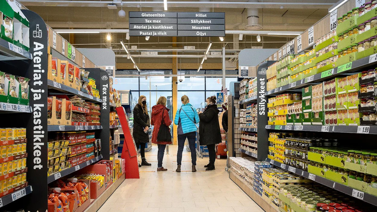 Elintarvikemarkkinavaltuutetun tehtävänä on vaikuttaa elintarvikemarkkinoiden toimivuuteen Suomessa esimerkiksi ottamalla kantaa, tekemällä aloitteita ja valvomalla elintarvikeketjun toimintatapoja. Elintarvikemarkkinavaltuutetun nettisivut kohdassa ”ohjeistus ja suositukset” ammottavat tyhjyyttään, kirjoittaa Susanna Koski.
