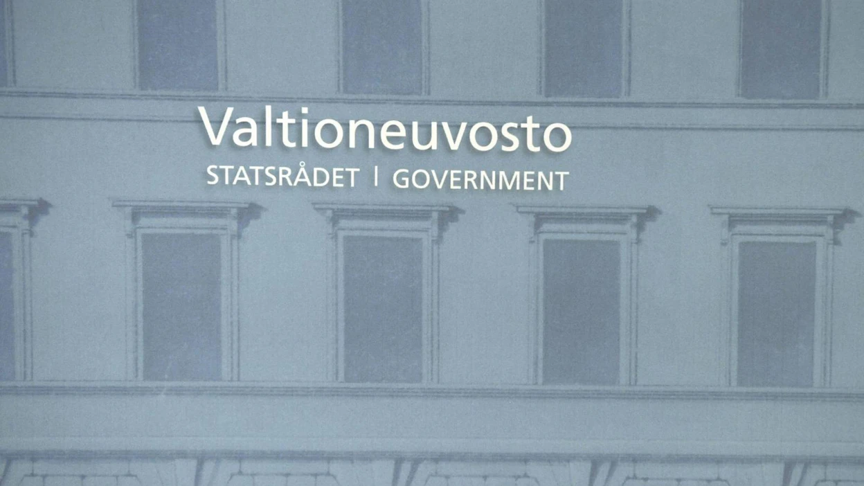 Poliisi korostaa, että esiselvitys ei koske pääministeri Sanna Marinia (sd.) tai tämän virkatoimia, vaan valtioneuvoston kanslian virkamiesten menettelyä.