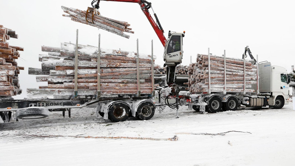 Metsäteollisuus olisi halunnut AKT:n mukaan kilpailukykysopimukseen.