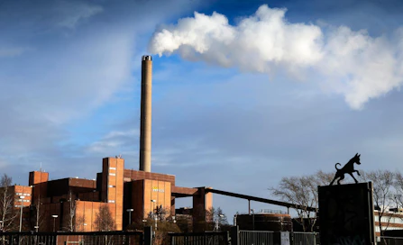 Helsingin Energian Hanasaaren hiilivoimala suljetaan 1. huhtikuuta 2023.