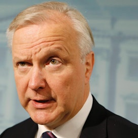 Olli Rehn siirtyi elinkeinoministeristä Suomen Pankkiin tämän vuoden alussa.