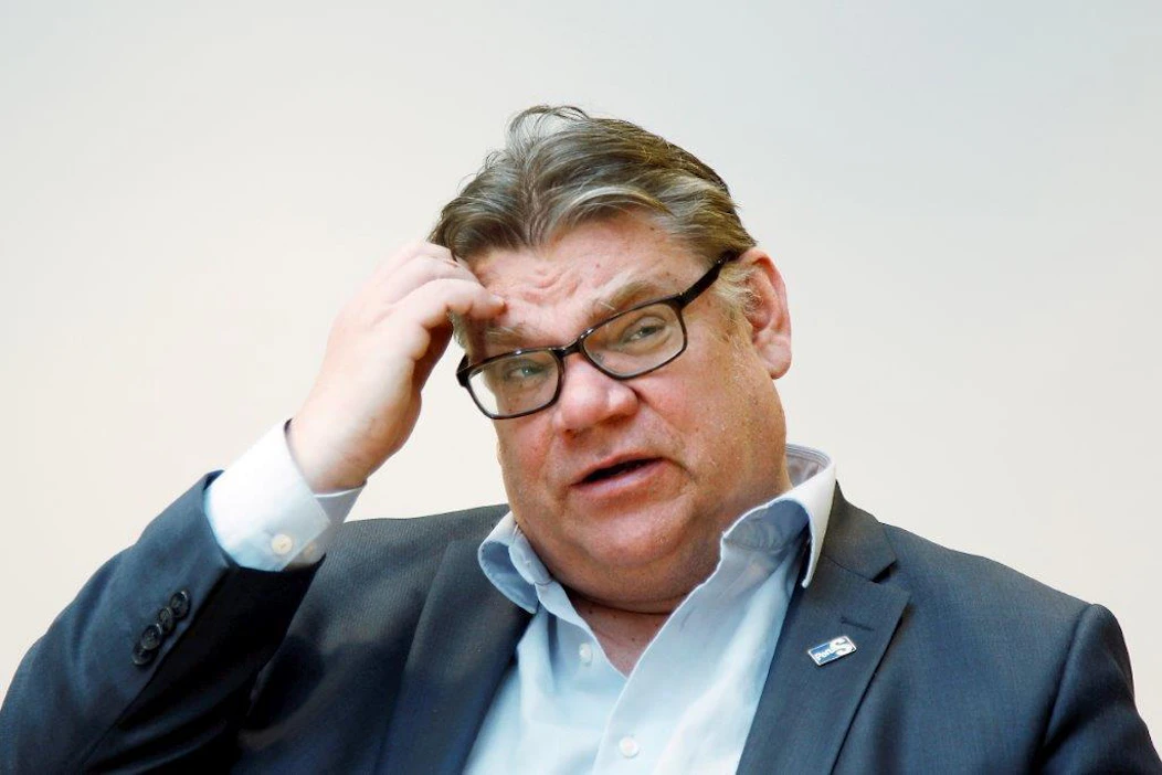 "Mikään ihmisten tekemä ei ole ikuista. Ei edes perustamani puolue. Ainakaan minulle", Timo Soini kirjoittaa.