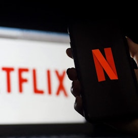 Netflixin käyttäjämäärän kasvu on yhtiön mukaan ollut tänä vuonna viime vuotta hitaampaa. LEHTIKUVA / AFP
