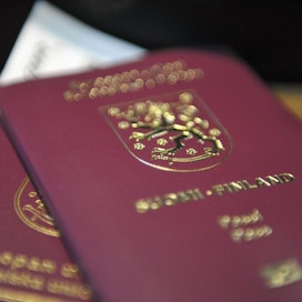 Suomalaisten passien uusimisen tarve on mukaillut pandemiatilanteen kehitystä.