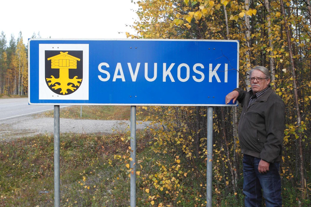 Savukosken kunnanhallituksen puheenjohtaja Jouni Halonen kertoo, että Savukoski on pistänyt taloutensa kuntoon. Soklin keskeytys oli kuitenkin iso pettymys.