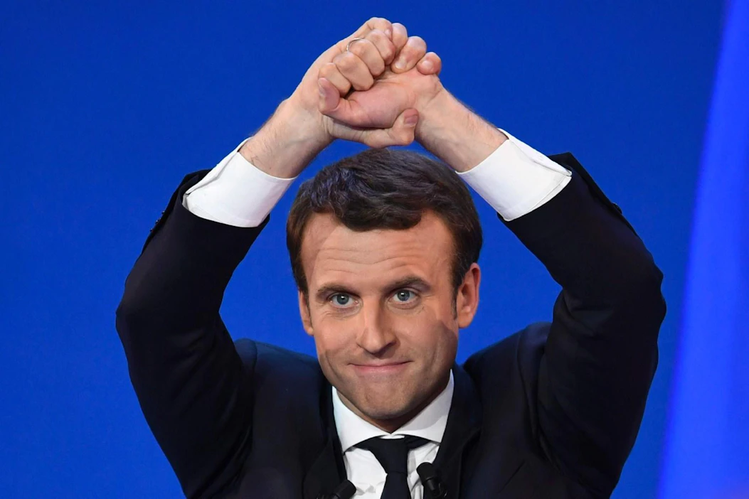 Emmanuel Macron voitti presidentinvaalien avauskierroksen, ja elkeet olivat sen mukaiset. LEHTIKUVA/AFP