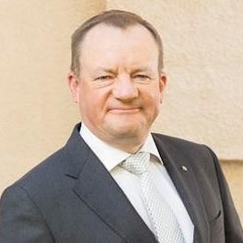 Ilkka Herlin toimii Cargotecin hallituksen puheenjohtajana. Hän on ollut perustamassa myös kierrätysravinneyhtiö Soilfoodia ja Itämeren suojelua edistävää Baltic Sea Action Groupia.