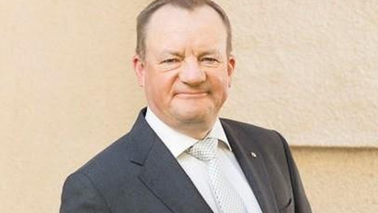 Ilkka Herlin toimii Cargotecin hallituksen puheenjohtajana. Hän on ollut perustamassa myös kierrätysravinneyhtiö Soilfoodia ja Itämeren suojelua edistävää Baltic Sea Action Groupia.