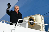 Donald Trump on ryydittänyt Grönlanti-vaatimuksiaan tuntuvilla tulliuhkauksilla Euroopan maille. LEHTIKUVA / AFP. 