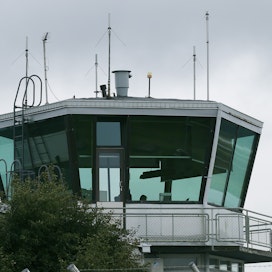 Kokkola-Pietarsaaren asema on eräs asemista, jota lentojen harventaminen koskee.